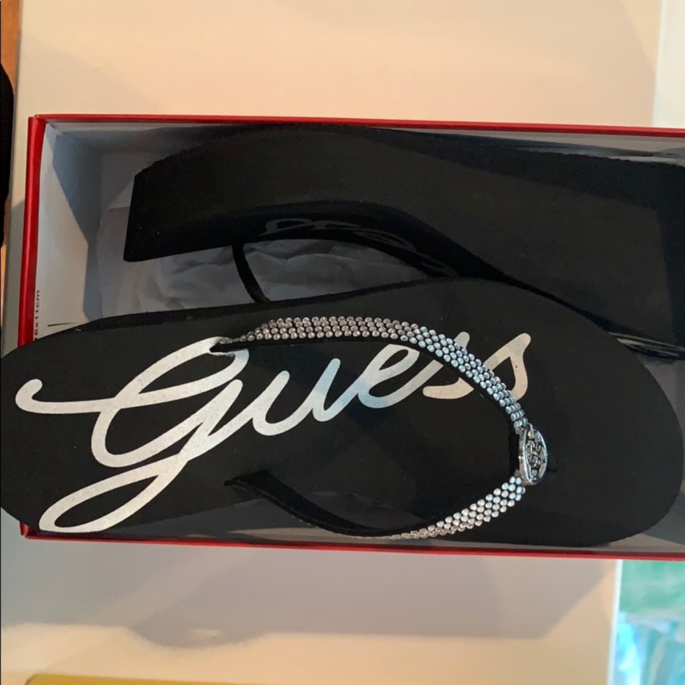 Platform Guess Black Flip Flops